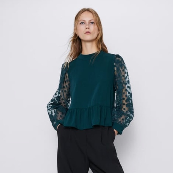 Zara Green Balloon Sleeve Poplin Top - Picture 3 of 3